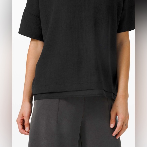 LULULEMON - Shift in Time Short Sleeve
Black - Picture 11 of 11